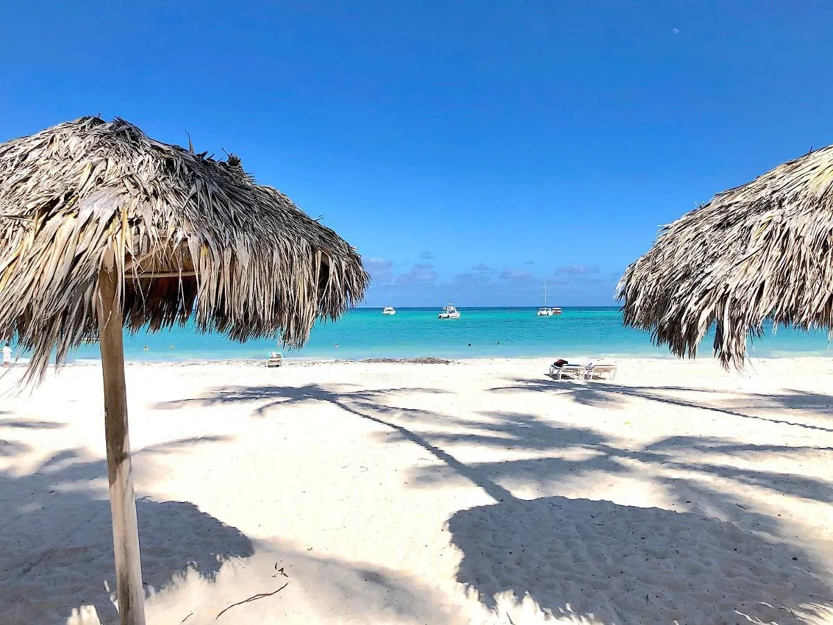 CASA CONFORTABLE 6 huéspedes EN LA PLAYA BAVARO WIFI BBQ Swimming Pool PARKING Apartamento Punta Cana 0*,