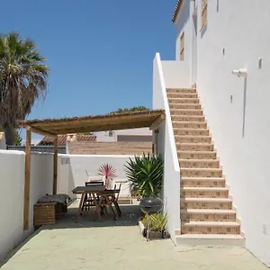 villa-karibu-los-canos-de-meca.es-andalucia.com/