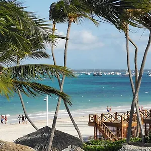 villas-tropical-los-corales-beach-spa.comcaribbean.com/